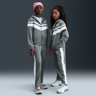Nike Sportswear Older Kids' Dri-FIT Hooded Tracksuit. Nike SI